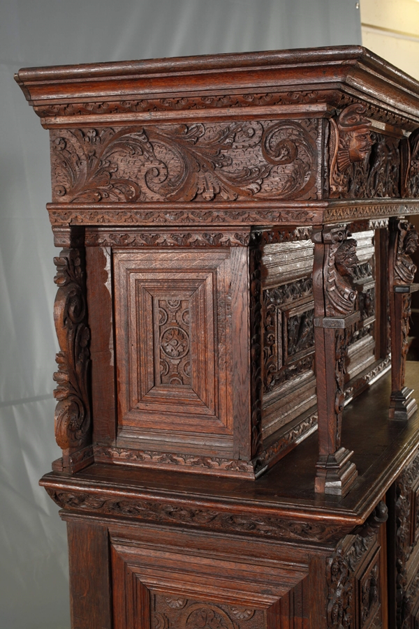 Renaissance-style top cupboard - Image 6 of 12
