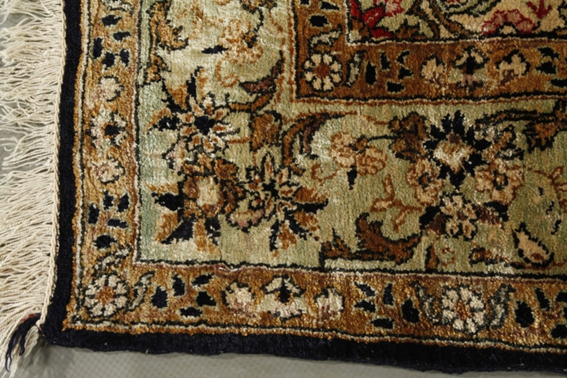 Silk carpet Hereke - Image 3 of 4
