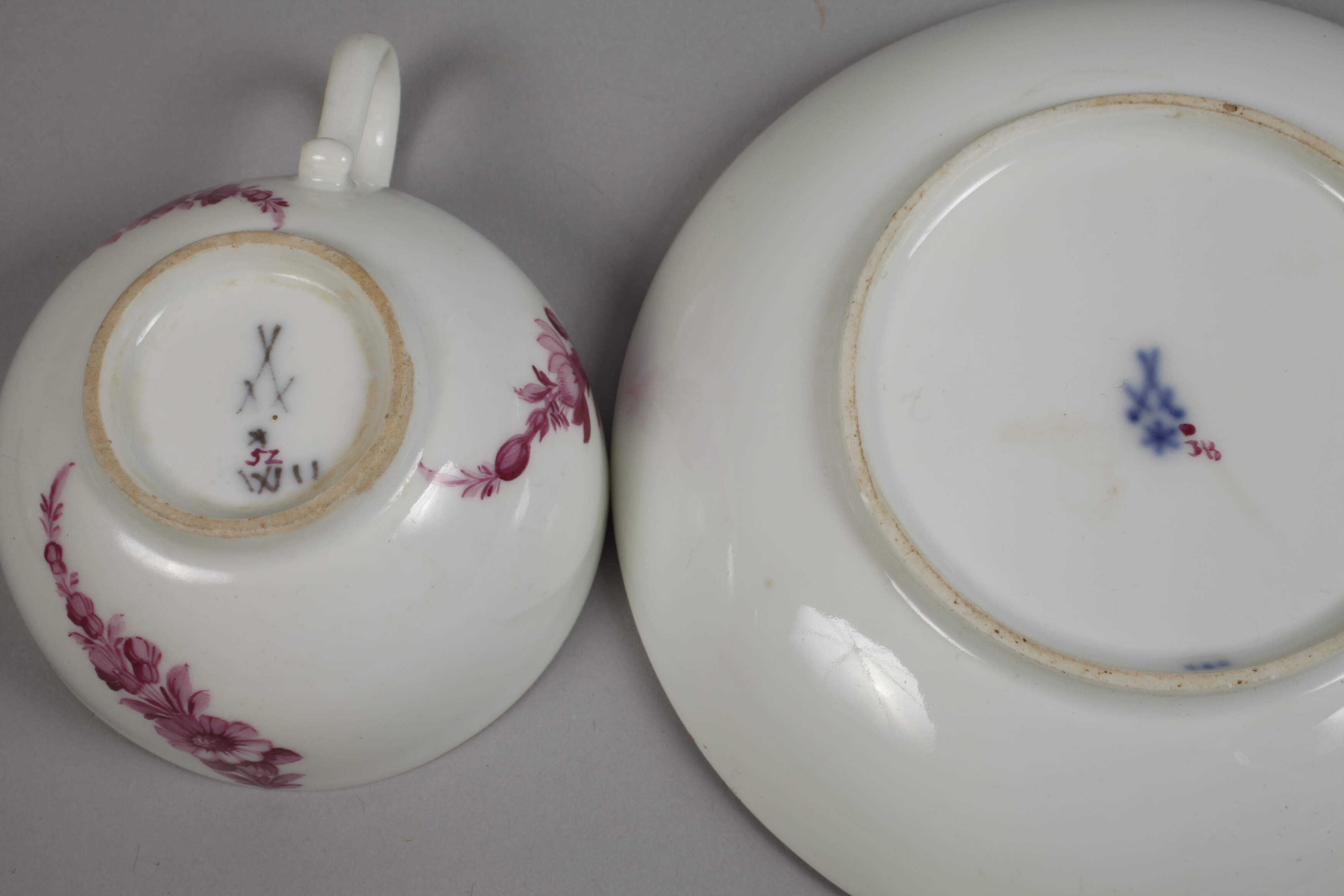 Meissen lidded cup with saucer Marcolini period  - Image 3 of 3