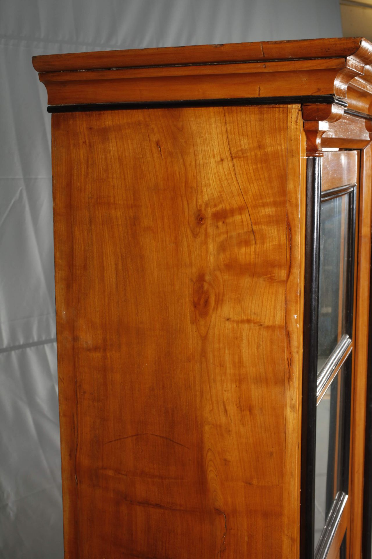 Cherry cabinet - Image 4 of 8