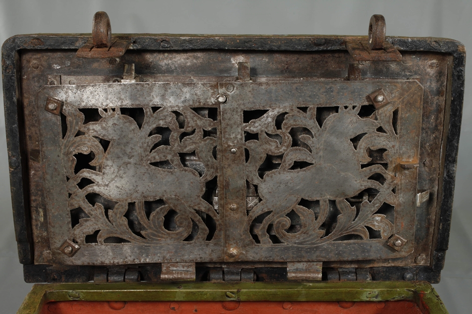 Painted iron chest - Image 6 of 9