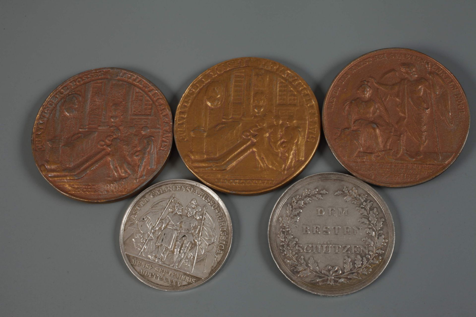 Convolute of silver medals - Image 3 of 7