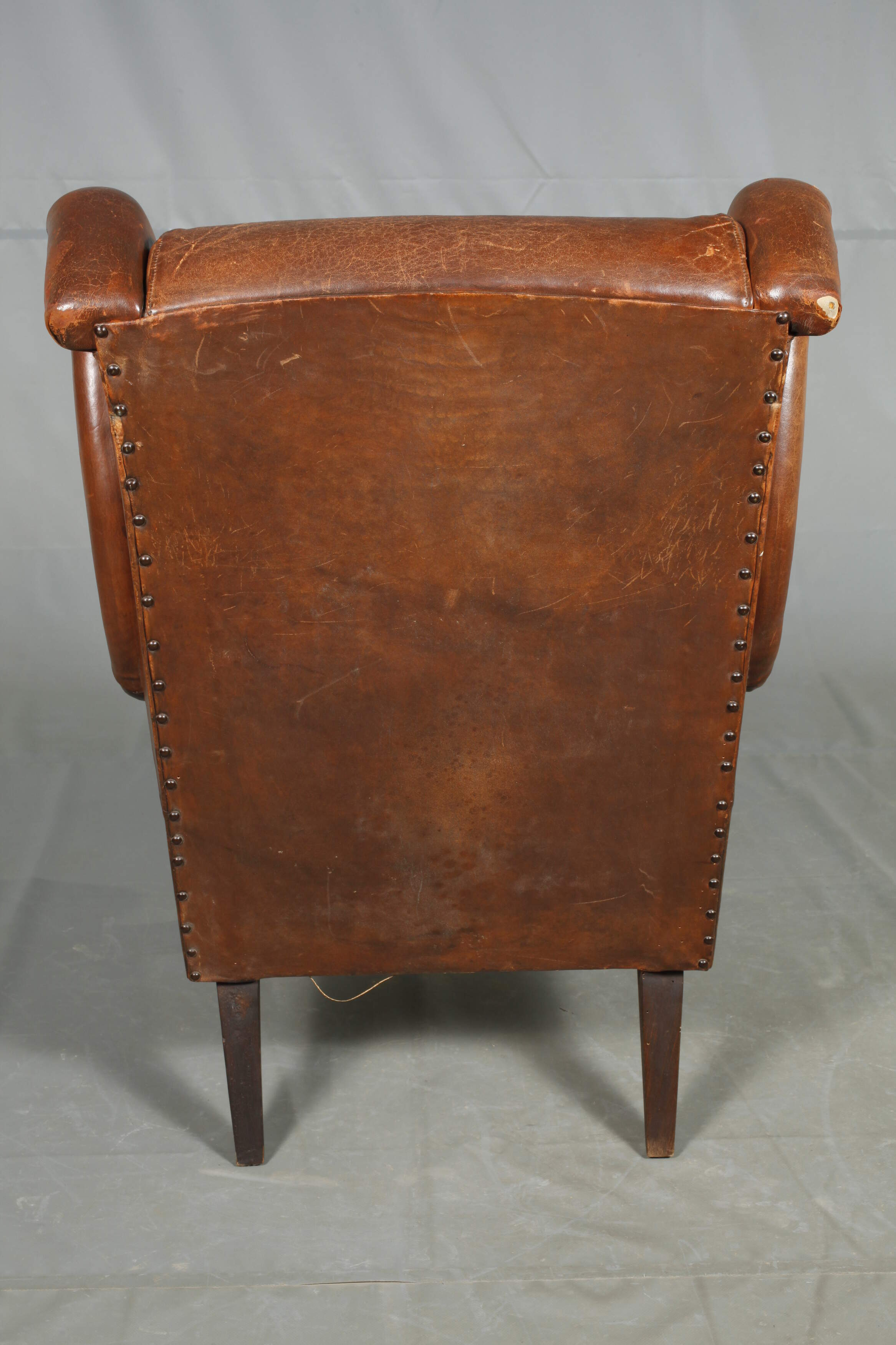 Pair of leather armchairs - Image 5 of 5