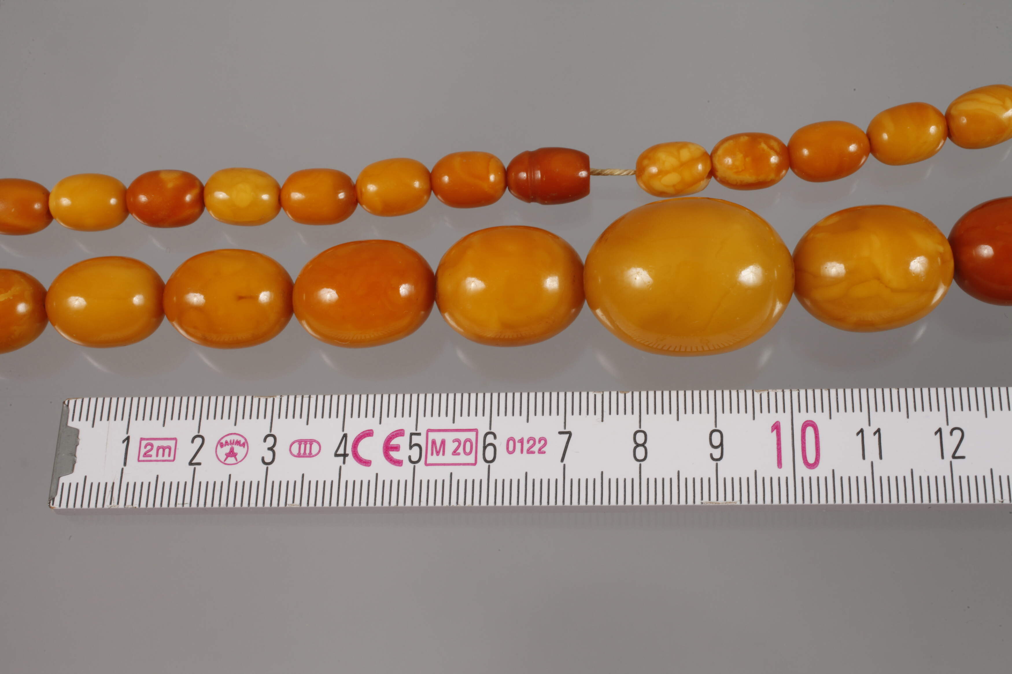 Long amber necklace - Image 2 of 2