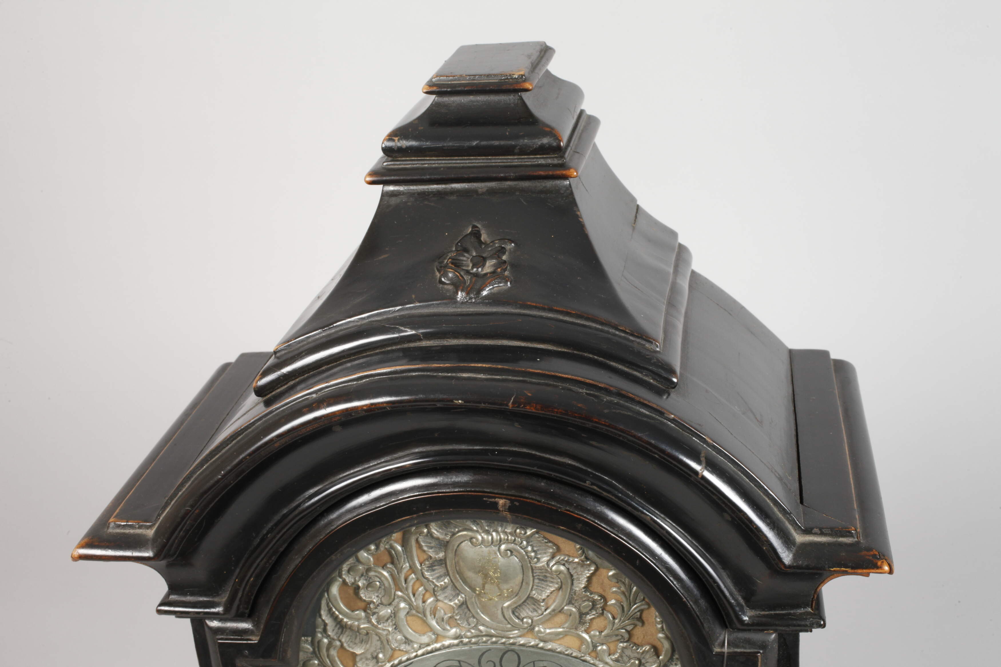 Baroque mare clock with Hessian aristocratic coat of arms - Image 2 of 7
