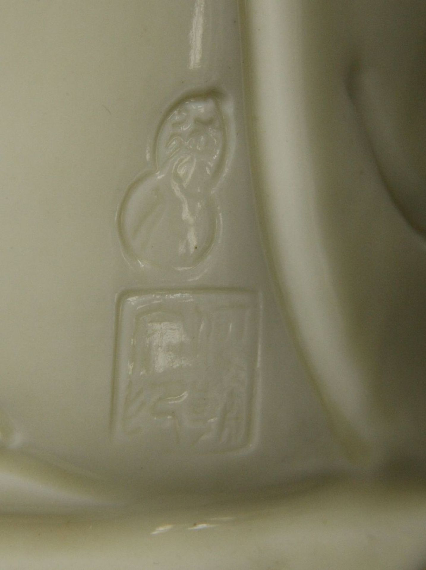 Three porcelain figures - Image 15 of 16