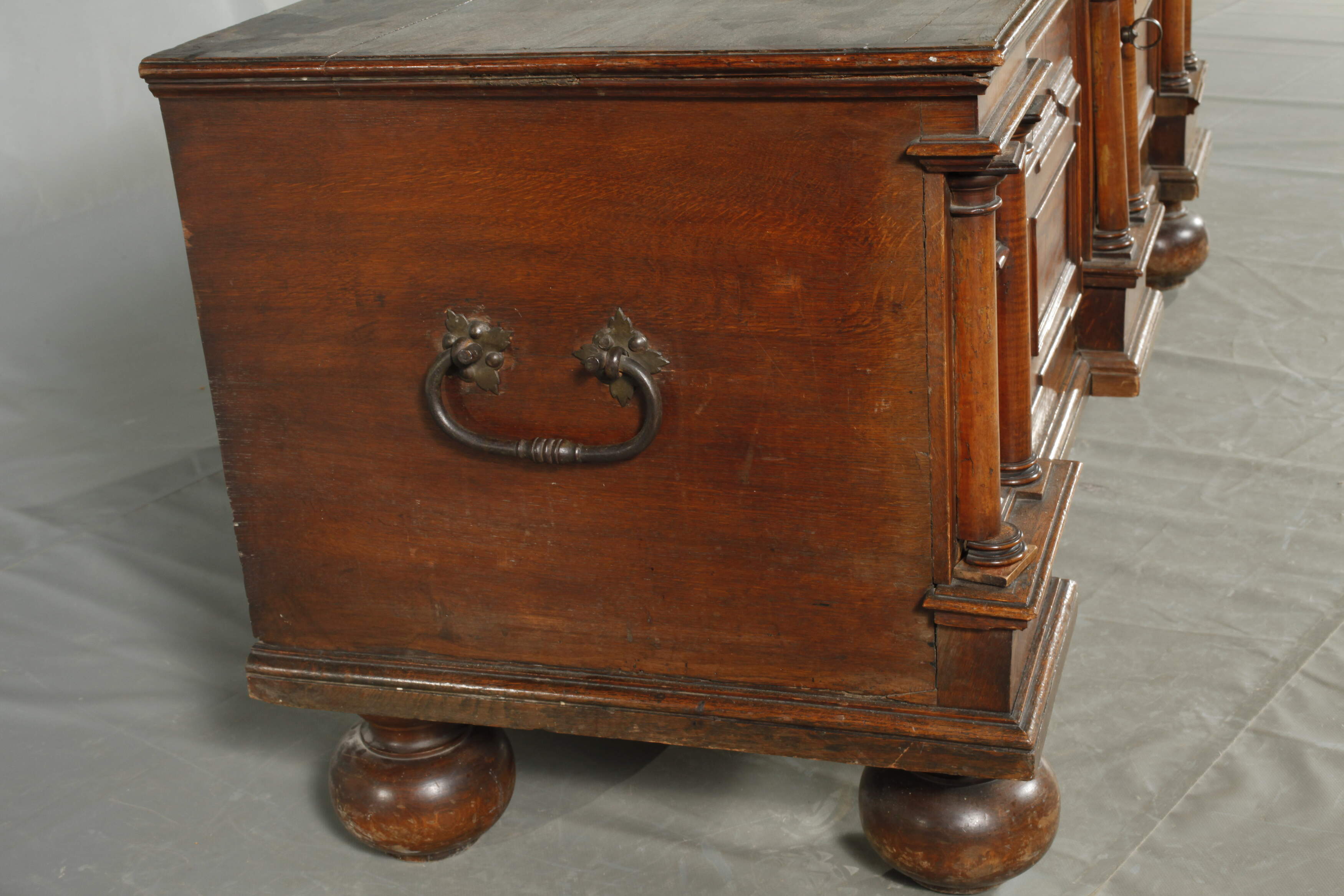 Renaissance chest - Image 4 of 9