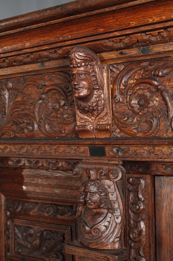 Renaissance-style top cupboard - Image 11 of 12