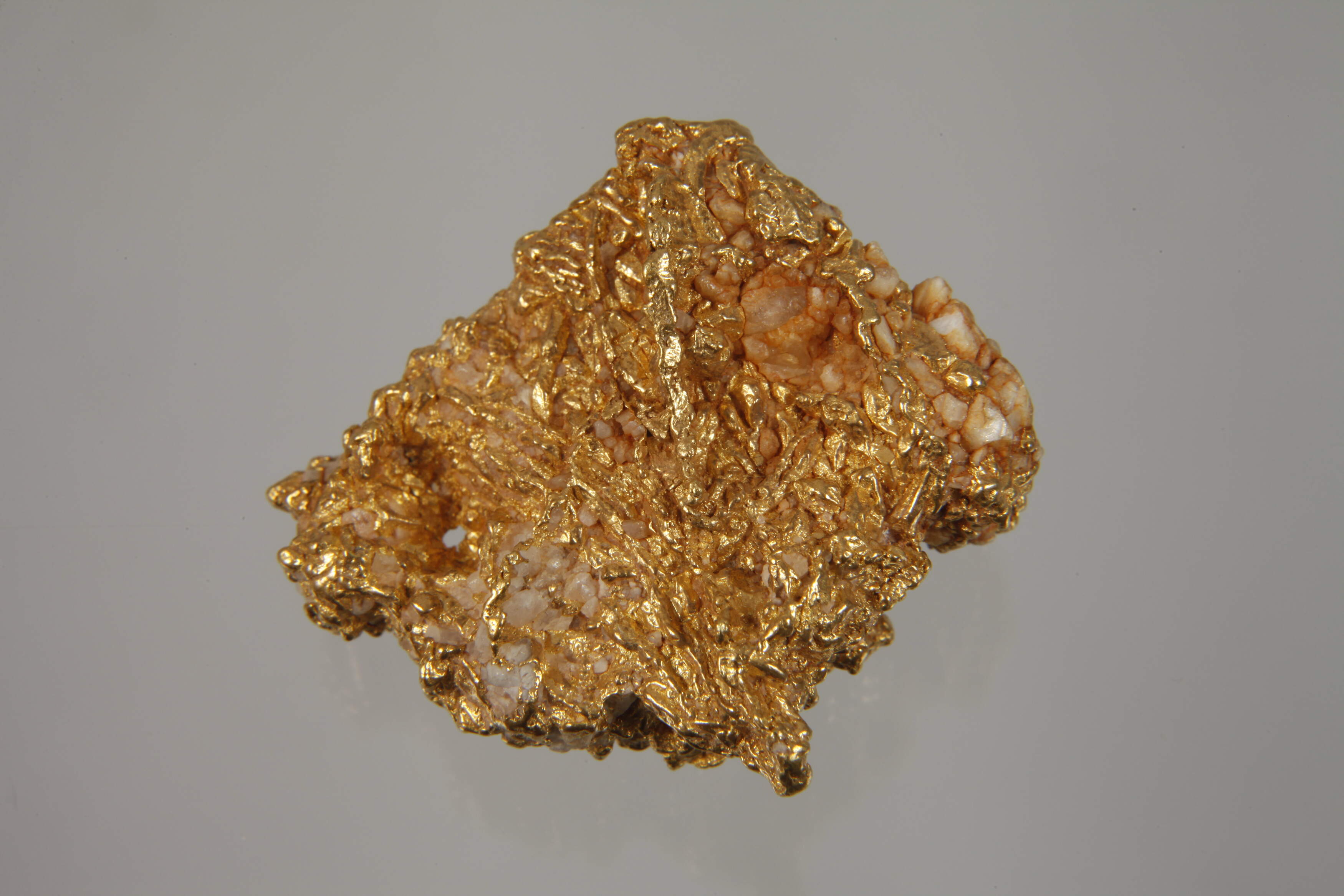 Partially crystallised gold nugget - Image 4 of 4