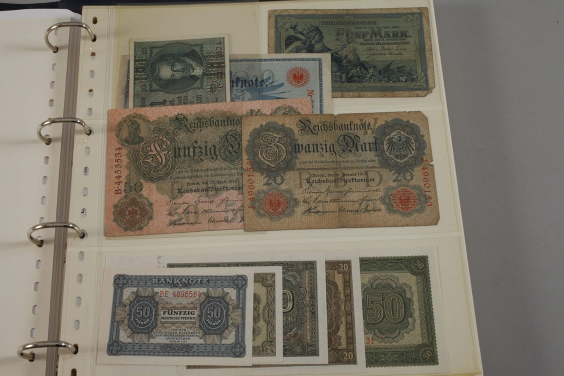 Collection of banknotes - Image 11 of 11