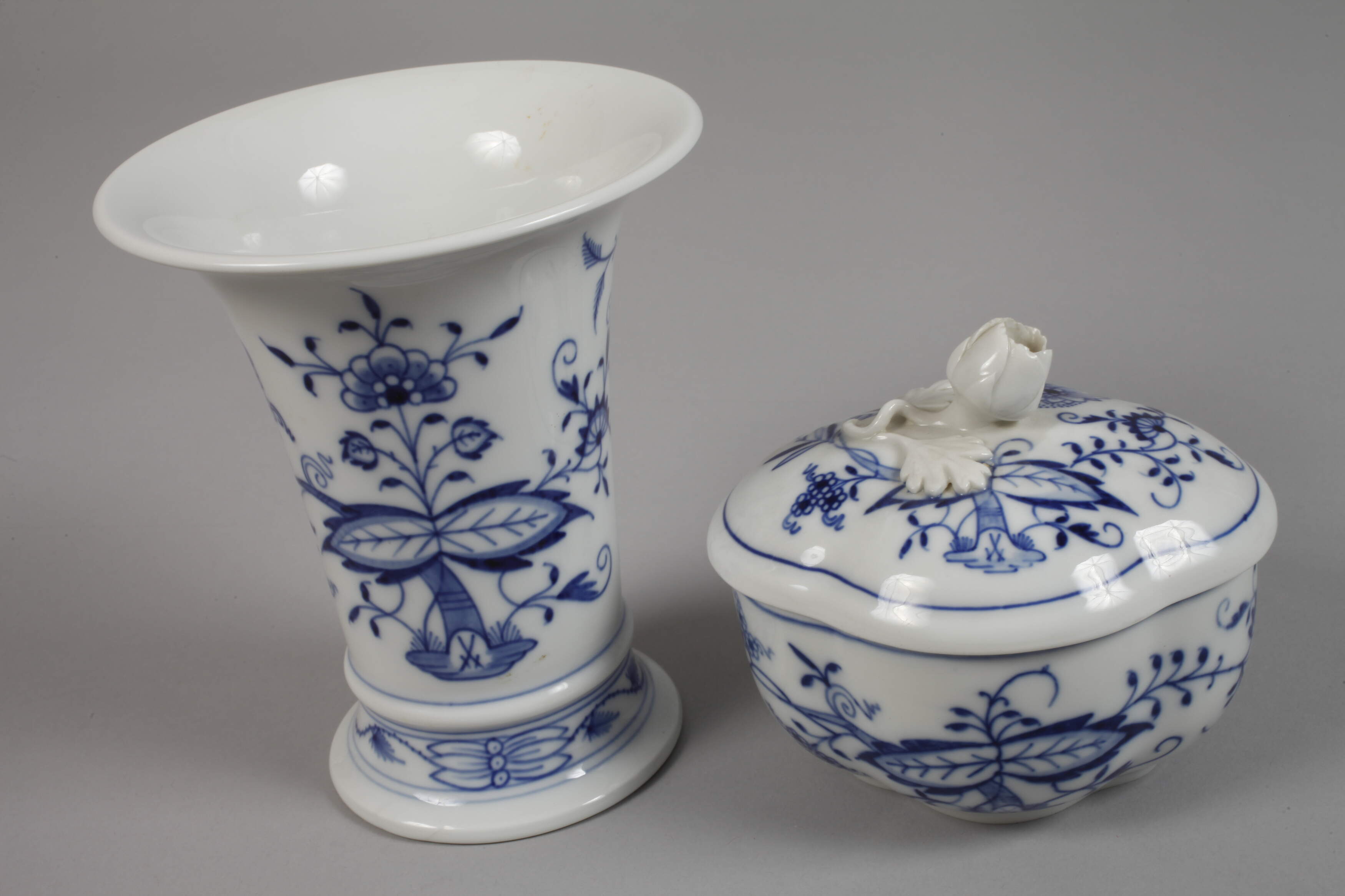 Meissen Coffee Rest Service "Onion Pattern" - Image 5 of 5