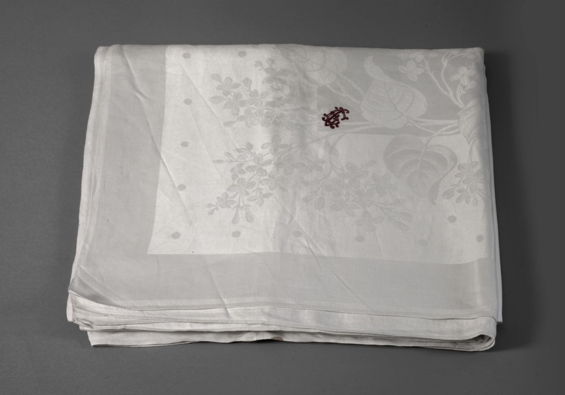 Tablecloth with a floral motif