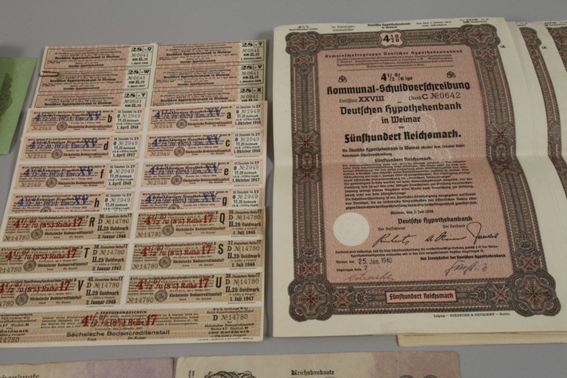 A collection of old banknotes, emergency money and shares - Image 4 of 4