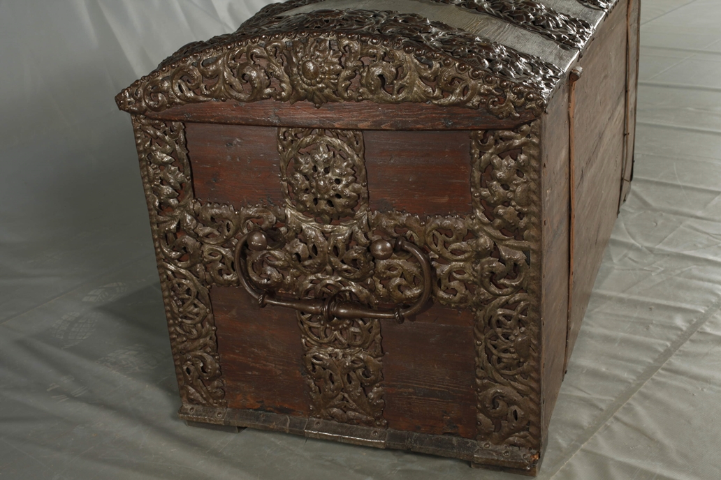 Pompous Baroque chest - Image 5 of 8