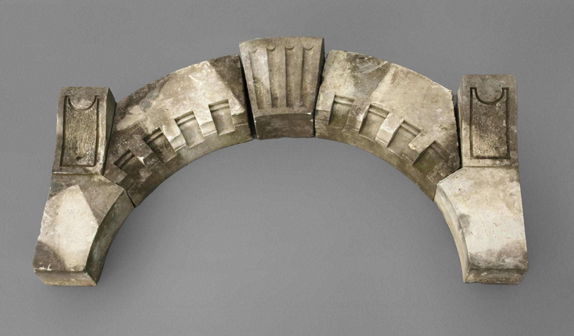 Gate arch
