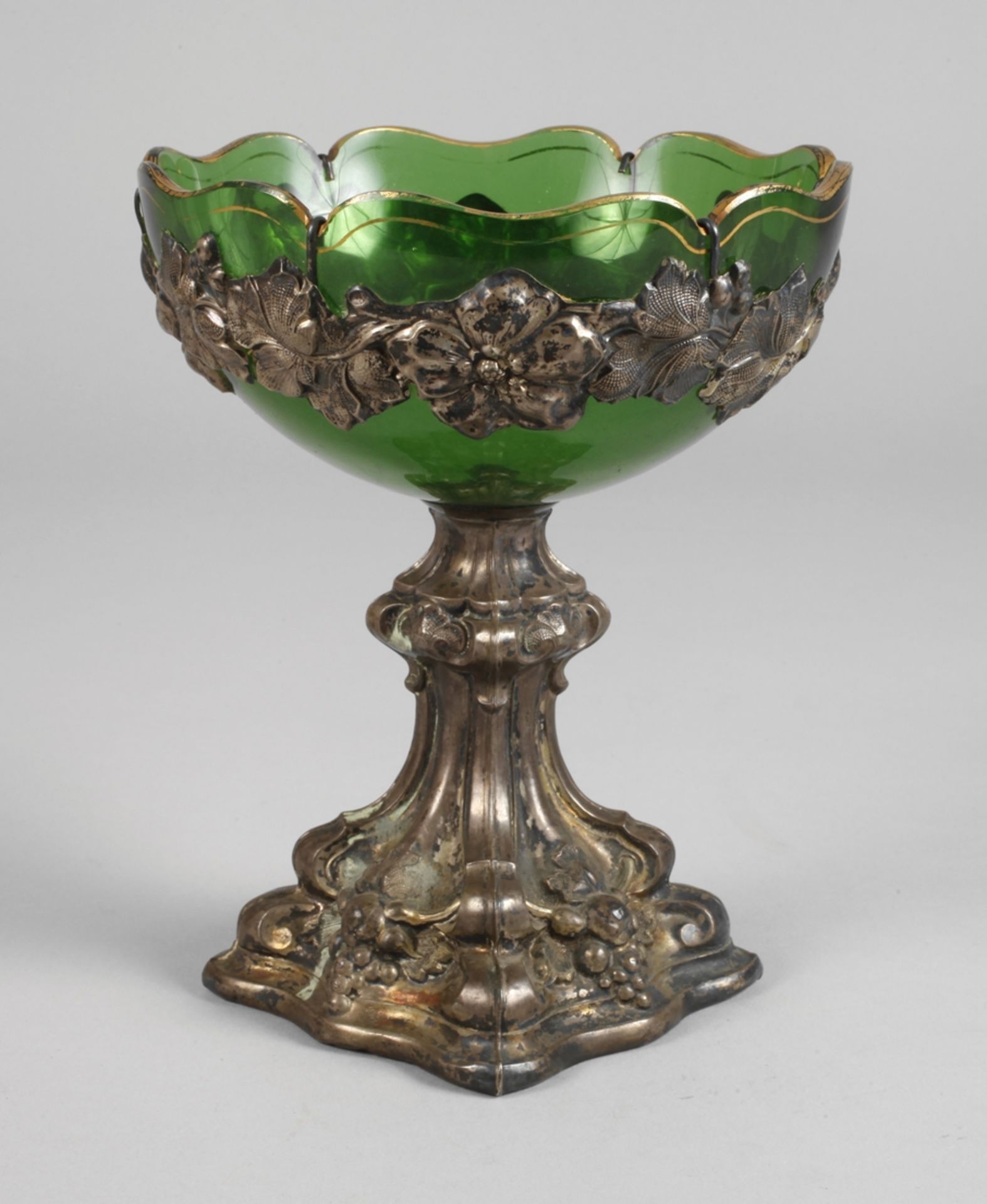Tazza with silver foot