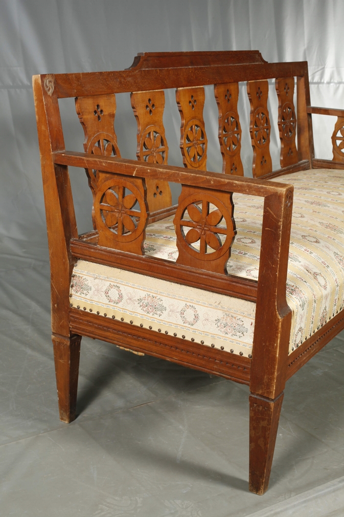 Classical upholstered bench and chair - Image 5 of 8