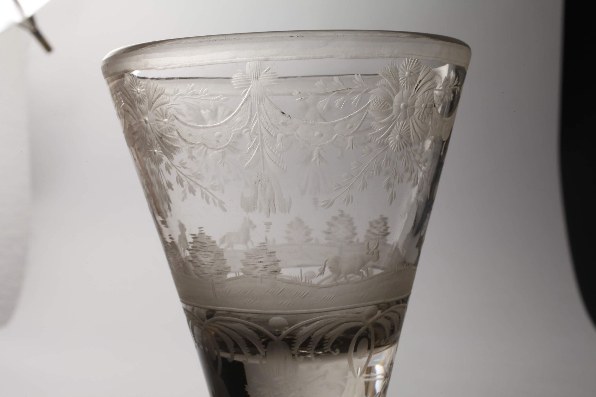 Classical goblet glass - Image 4 of 5