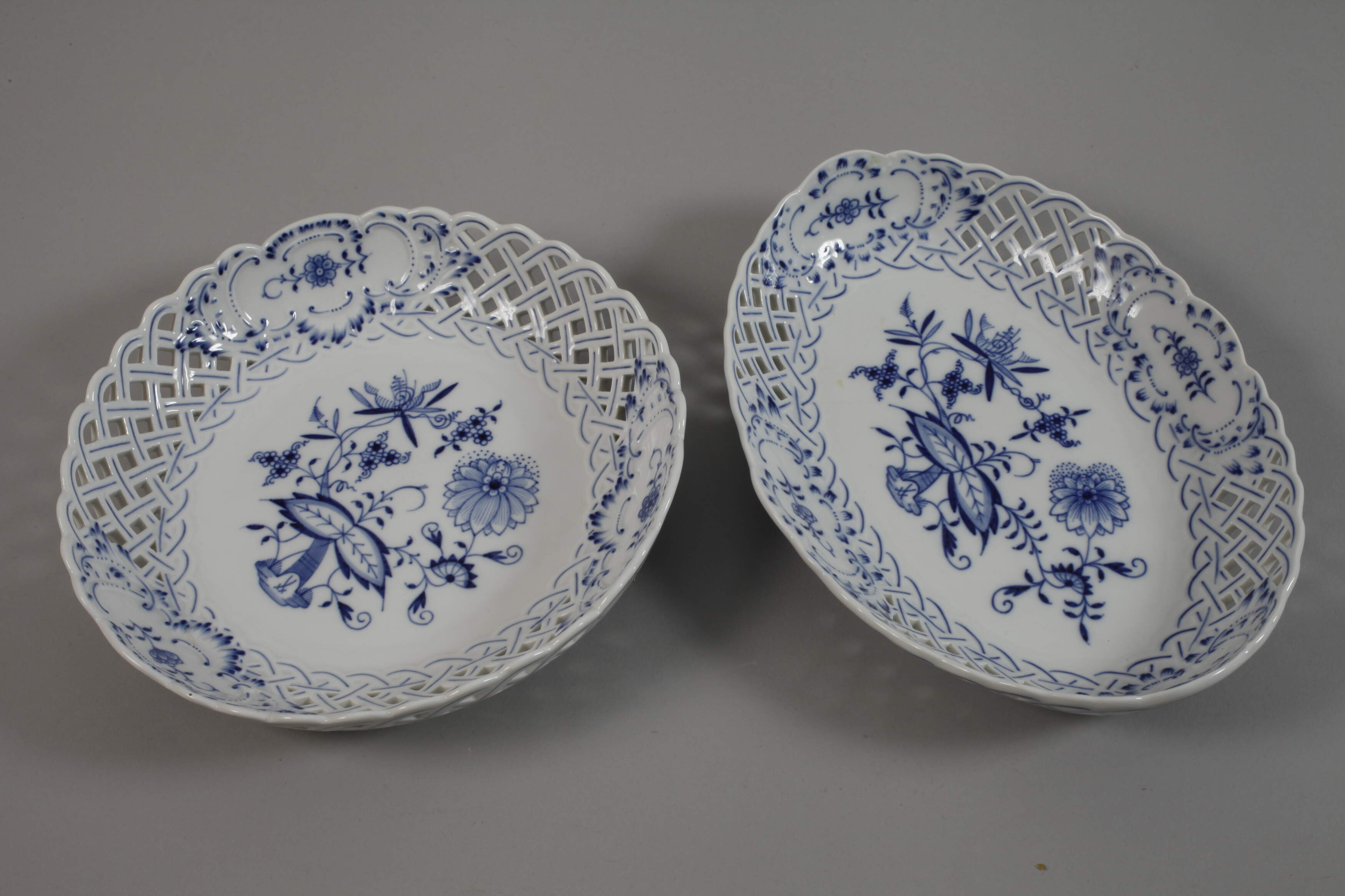 Meissen Coffee/Tea Service "Onion Pattern" - Image 3 of 9