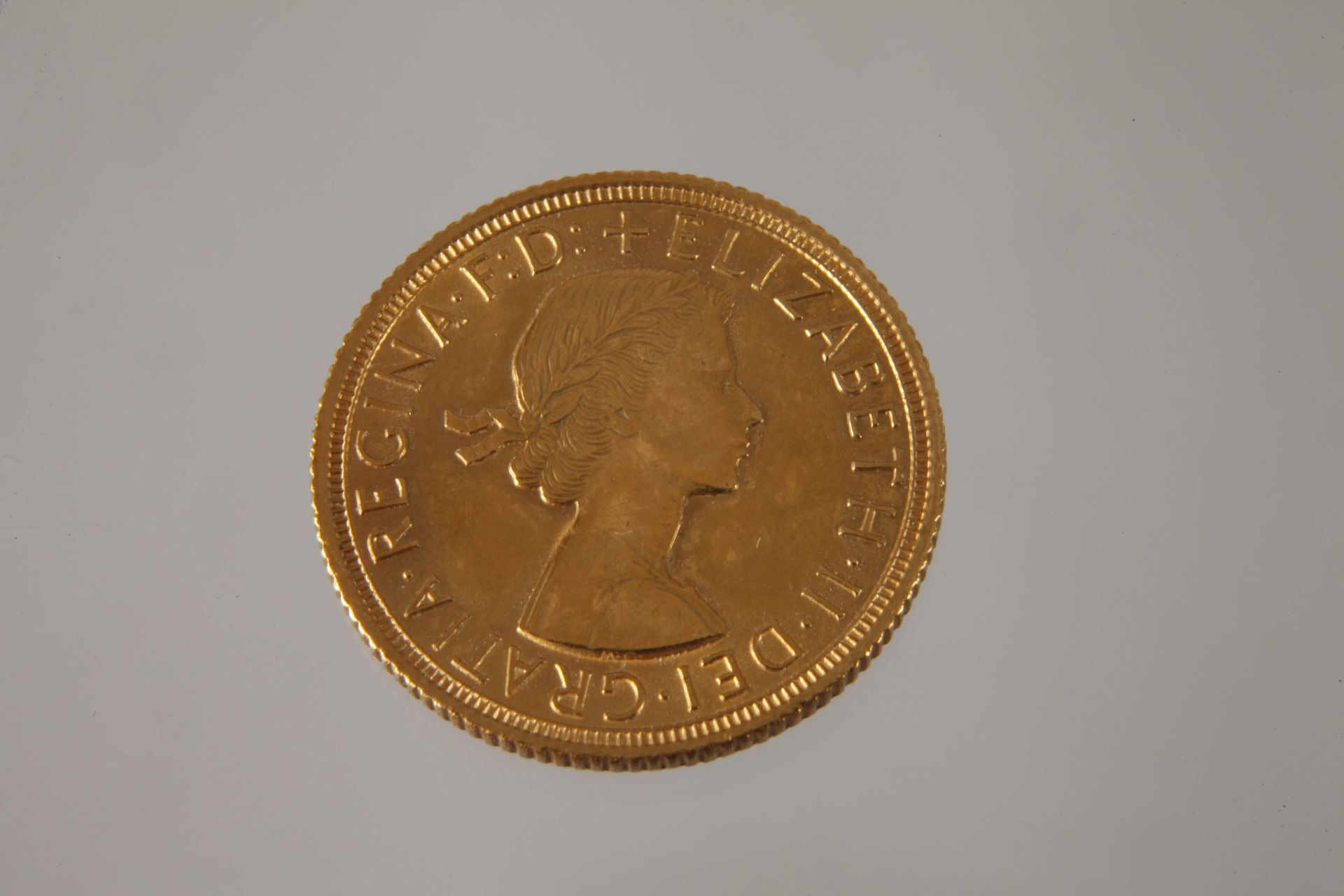 1 Sovereign Gold - Image 2 of 3