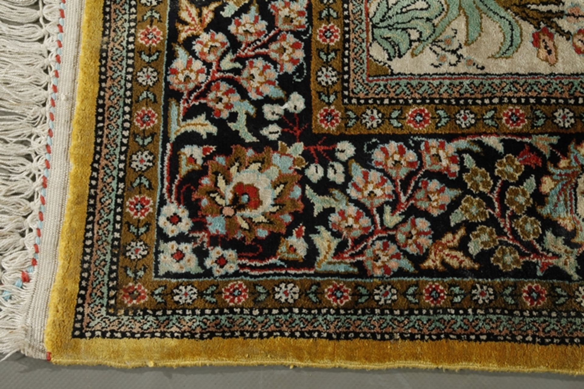 Silk carpet - Image 2 of 14