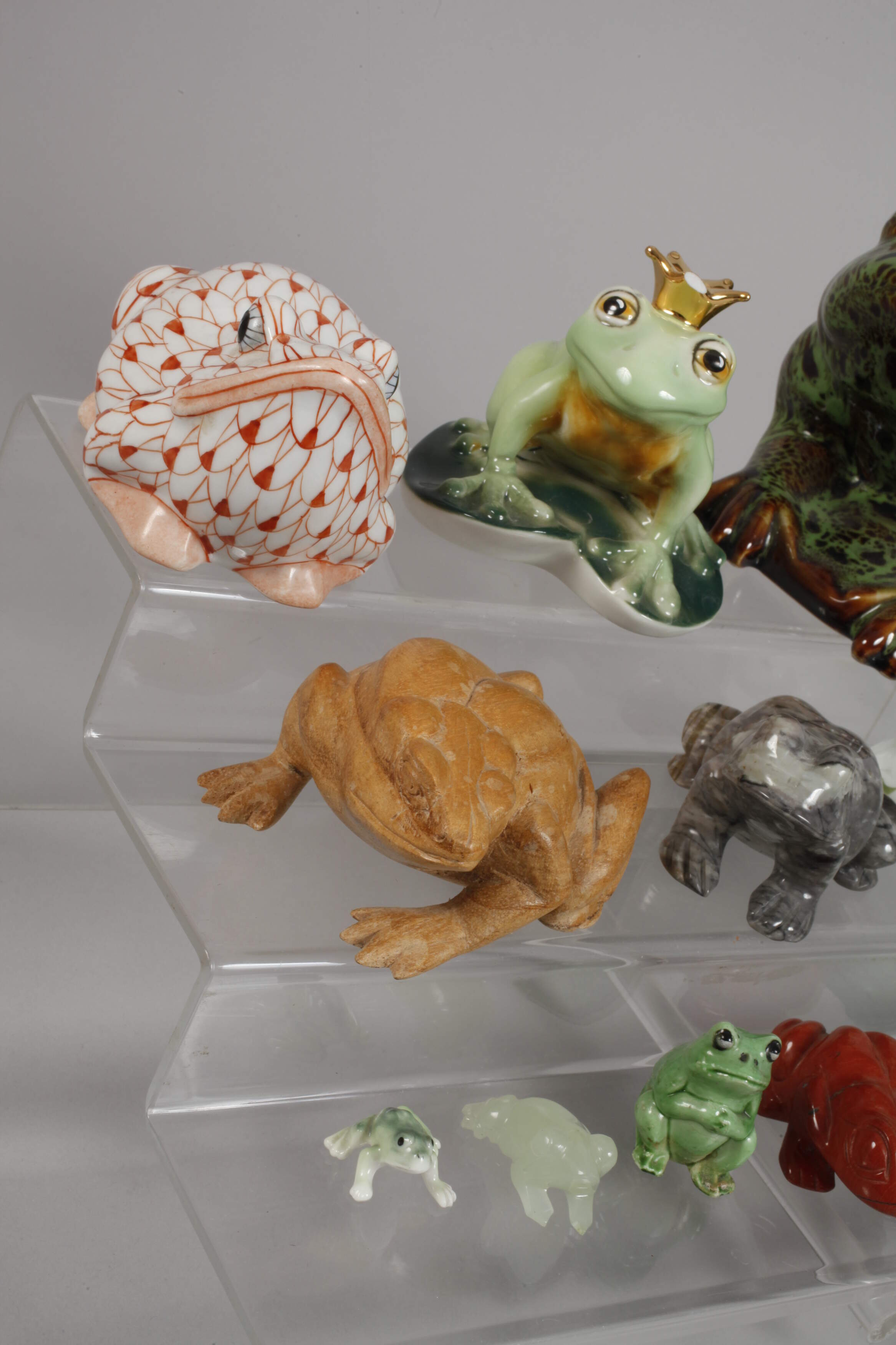 Small frog collection - Image 2 of 4