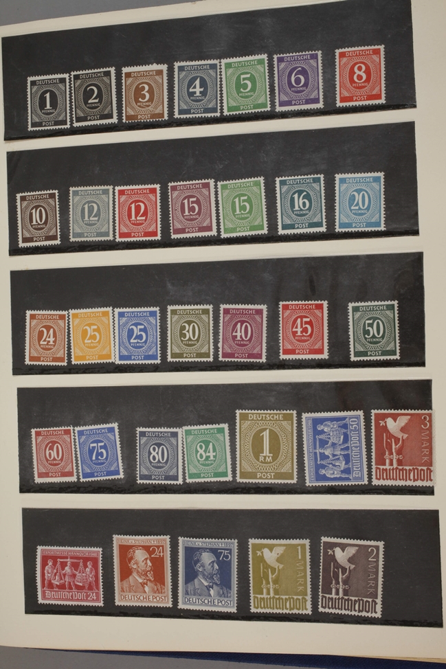 Briefmarkensammlung BRD und DDR - Bild 2 aus 13