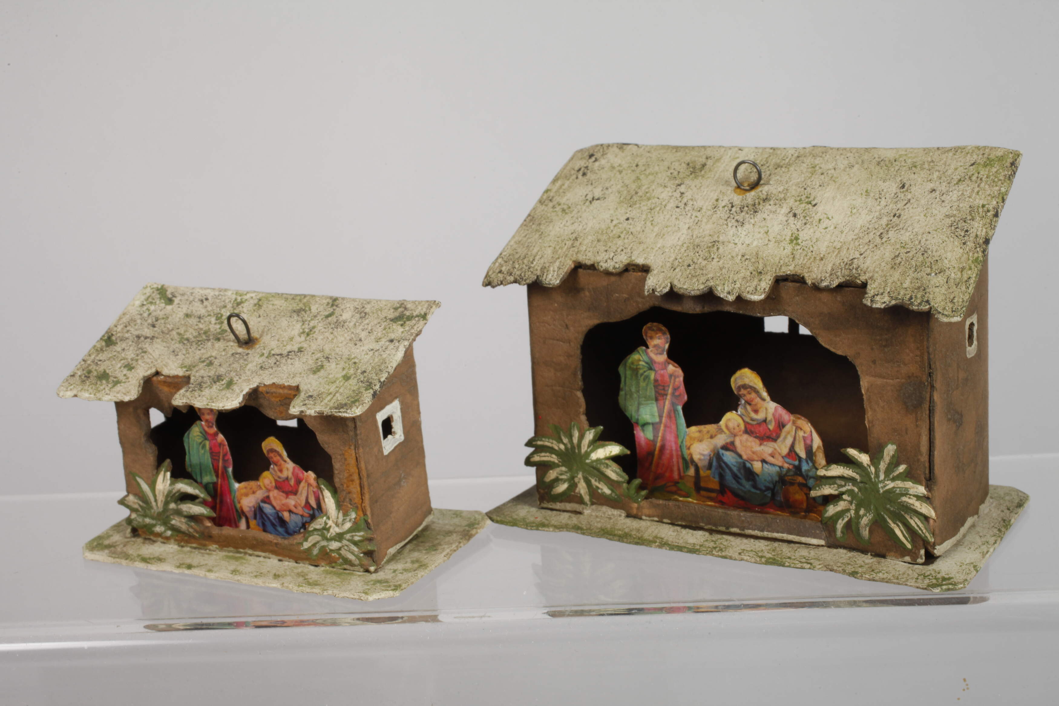 Dresden cardboard set of three-dimensional nativity scenes - Image 2 of 3