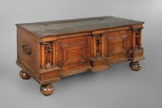 Renaissance chest