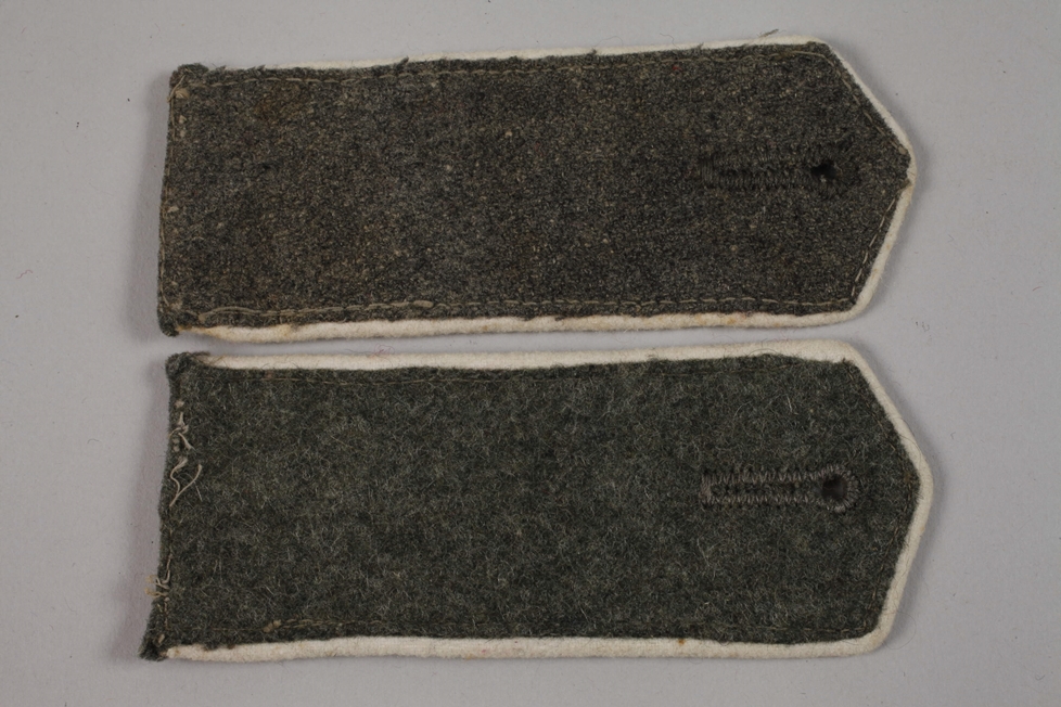 Pair of epaulettes from the 1st World War - Image 3 of 3