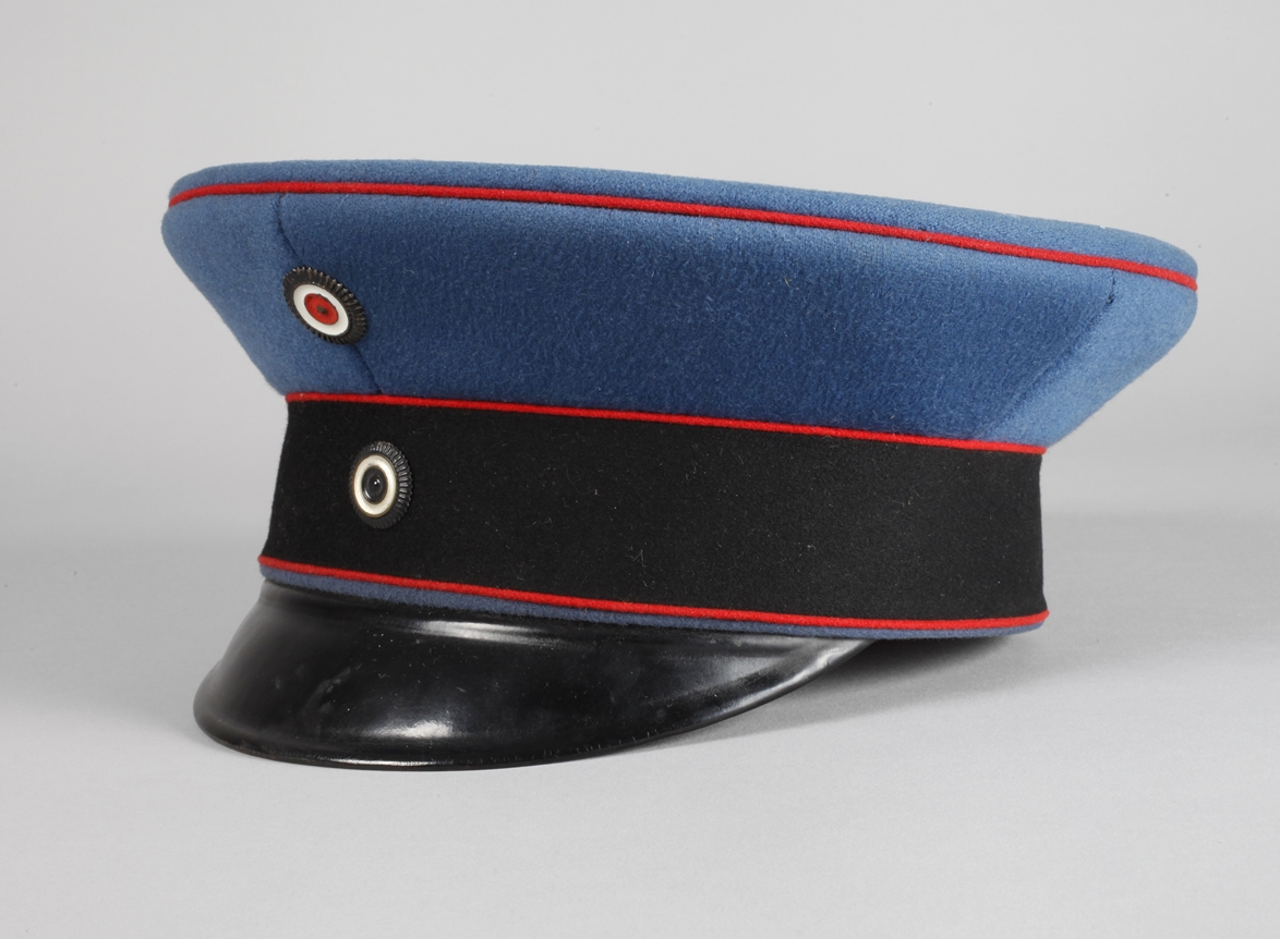 Shield cap 1st World War