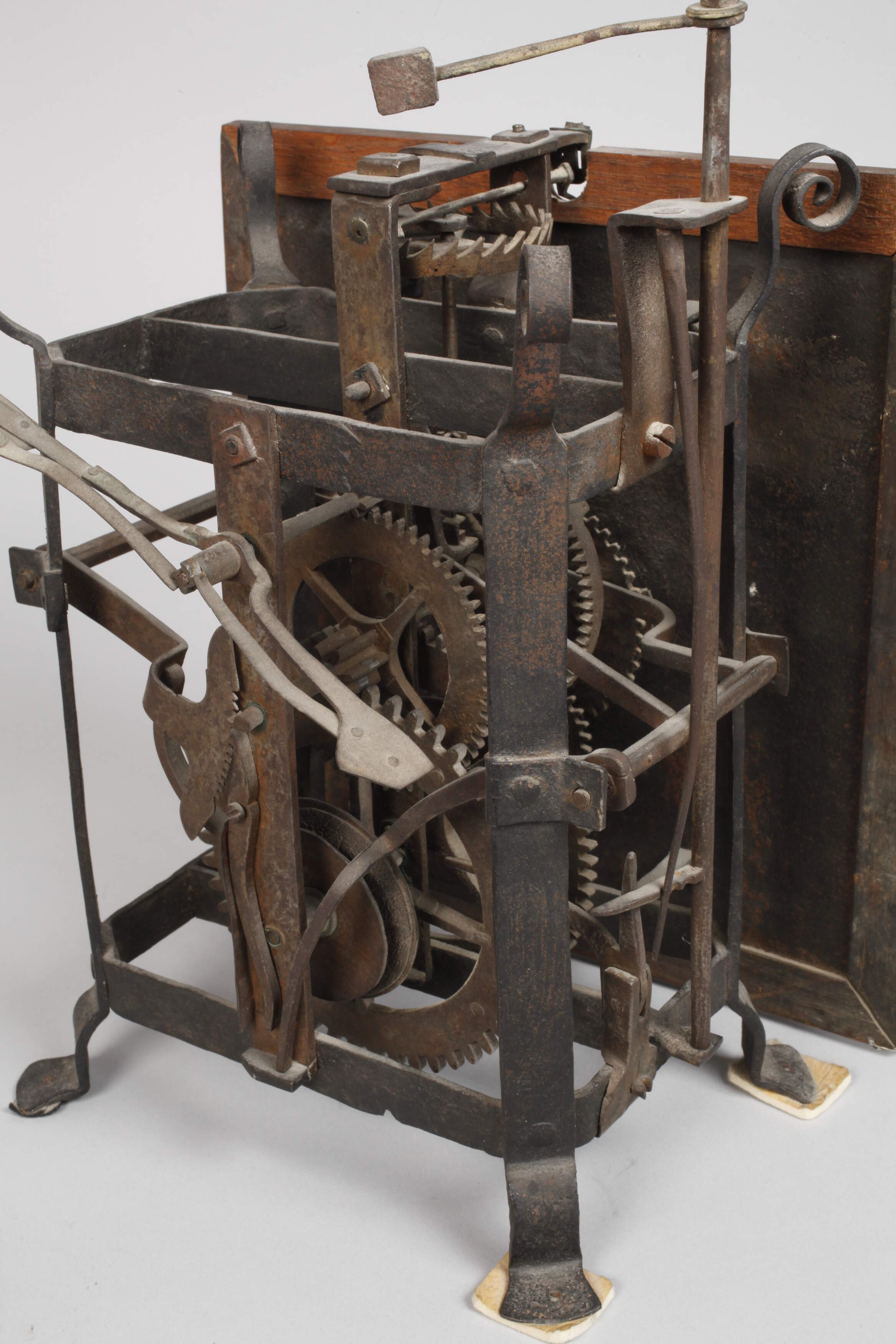 Early Vorderzappler iron clock  - Image 4 of 4