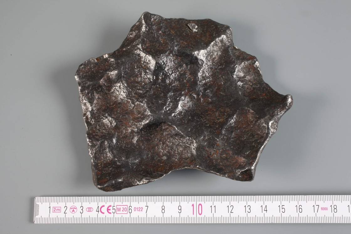 Meteorite Gibeon - Image 2 of 3