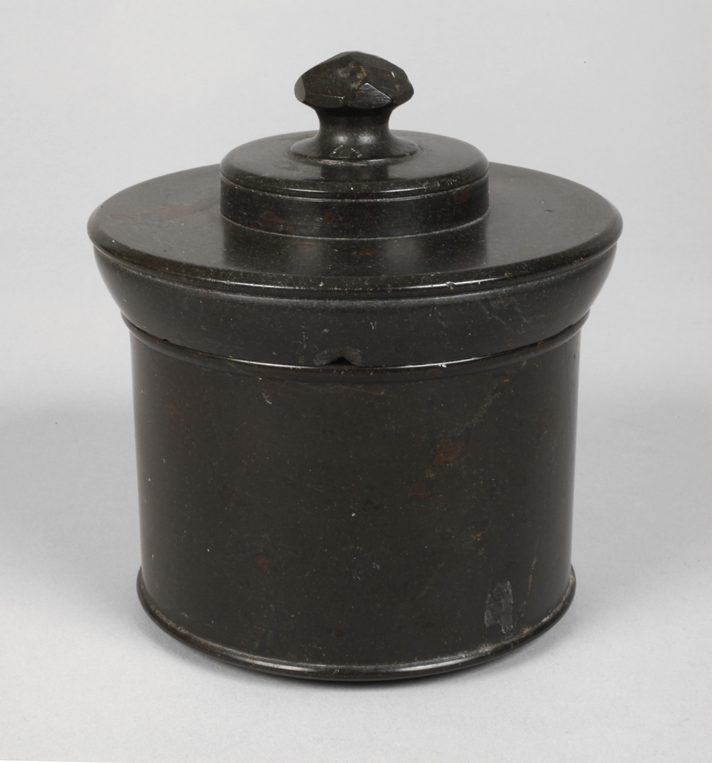 Lidded serpentine box