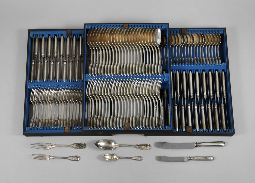 Silver oversized cutlery set Augsburger Faden