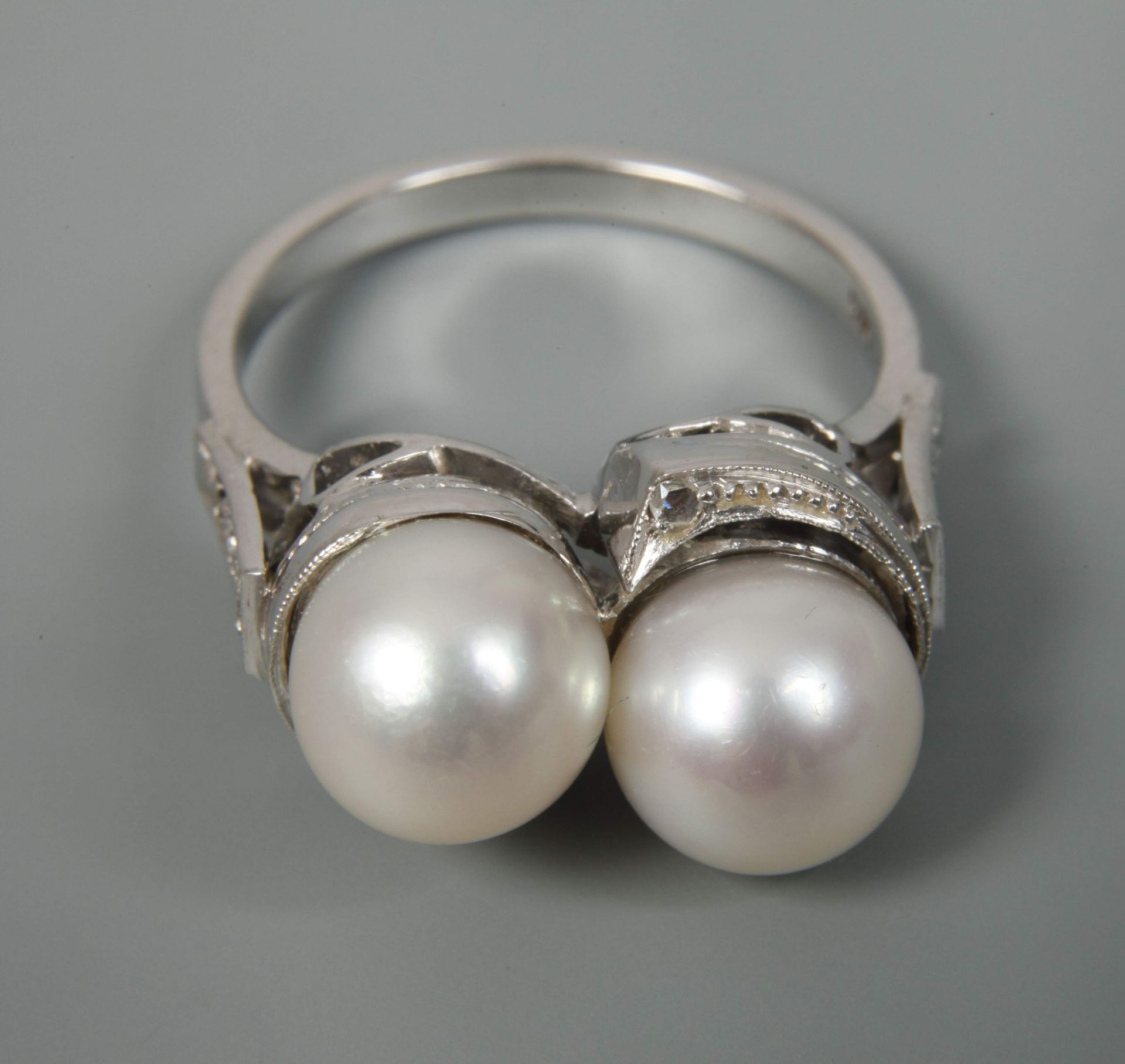 Damenring mit Perlen und Diamanten - Bild 2 aus 2