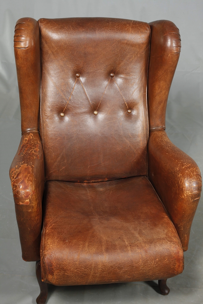 Pair of leather armchairs - Image 3 of 5