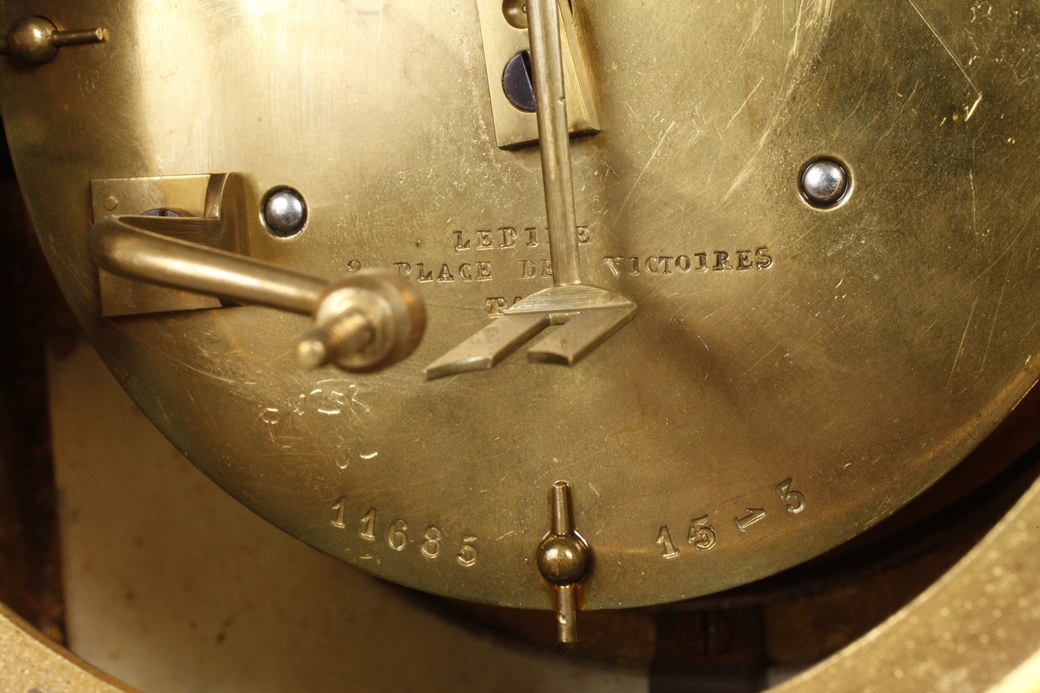 Bronze mantel clock Lepine Paris - Image 8 of 8
