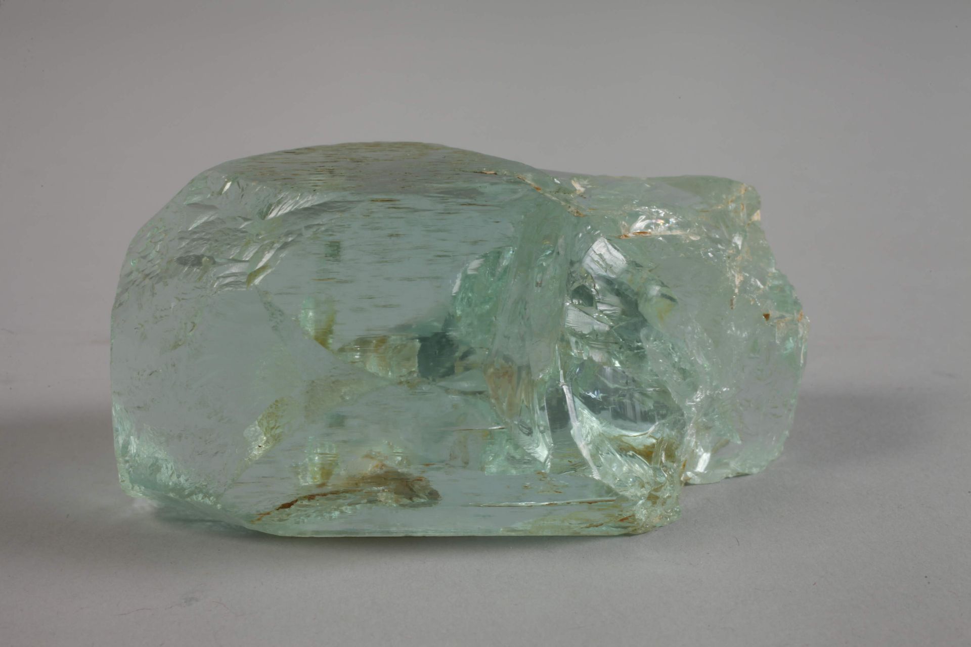 Large aquamarine crystal - Image 5 of 6