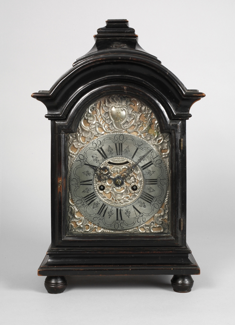 Baroque mare clock with Hessian aristocratic coat of arms