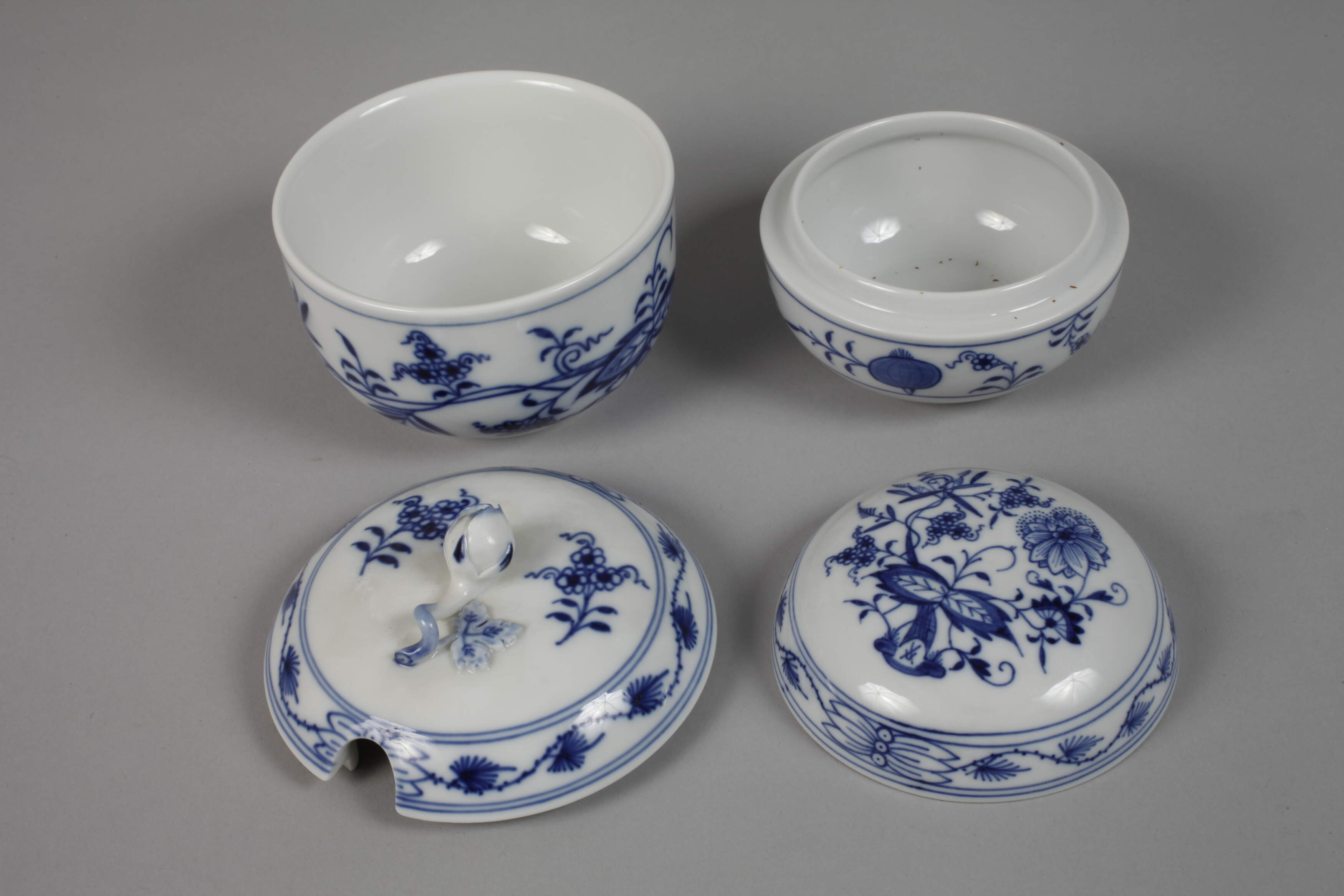 Meissen mixed lot "Zwiebelmuster" - Image 5 of 6