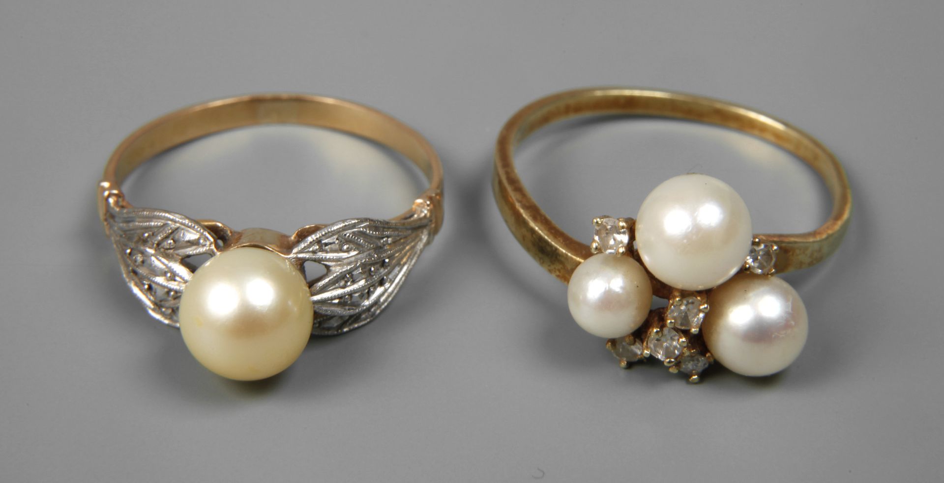 Two ladies' rings with pearls