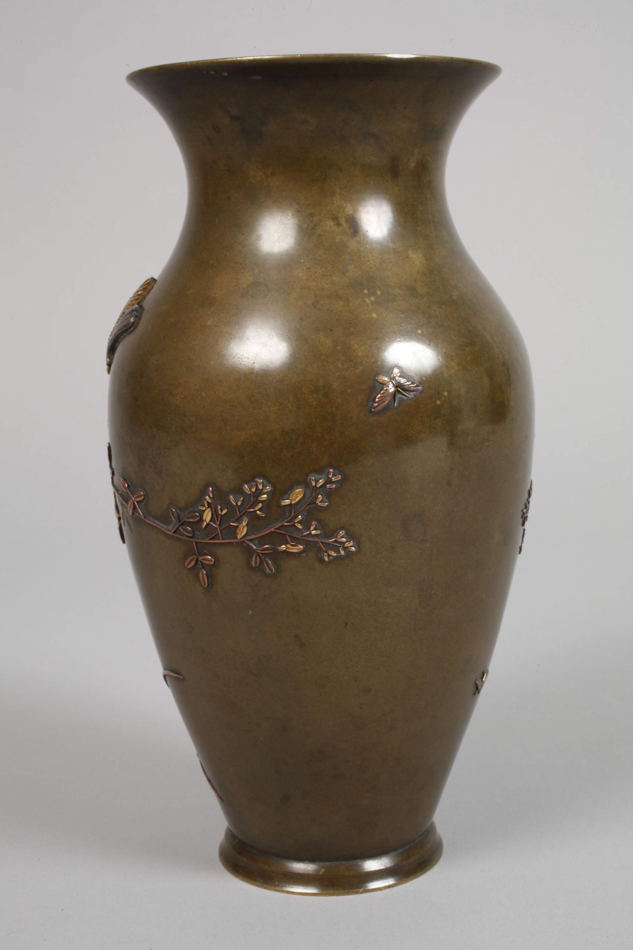 Pair of bronze vases - Image 4 of 5