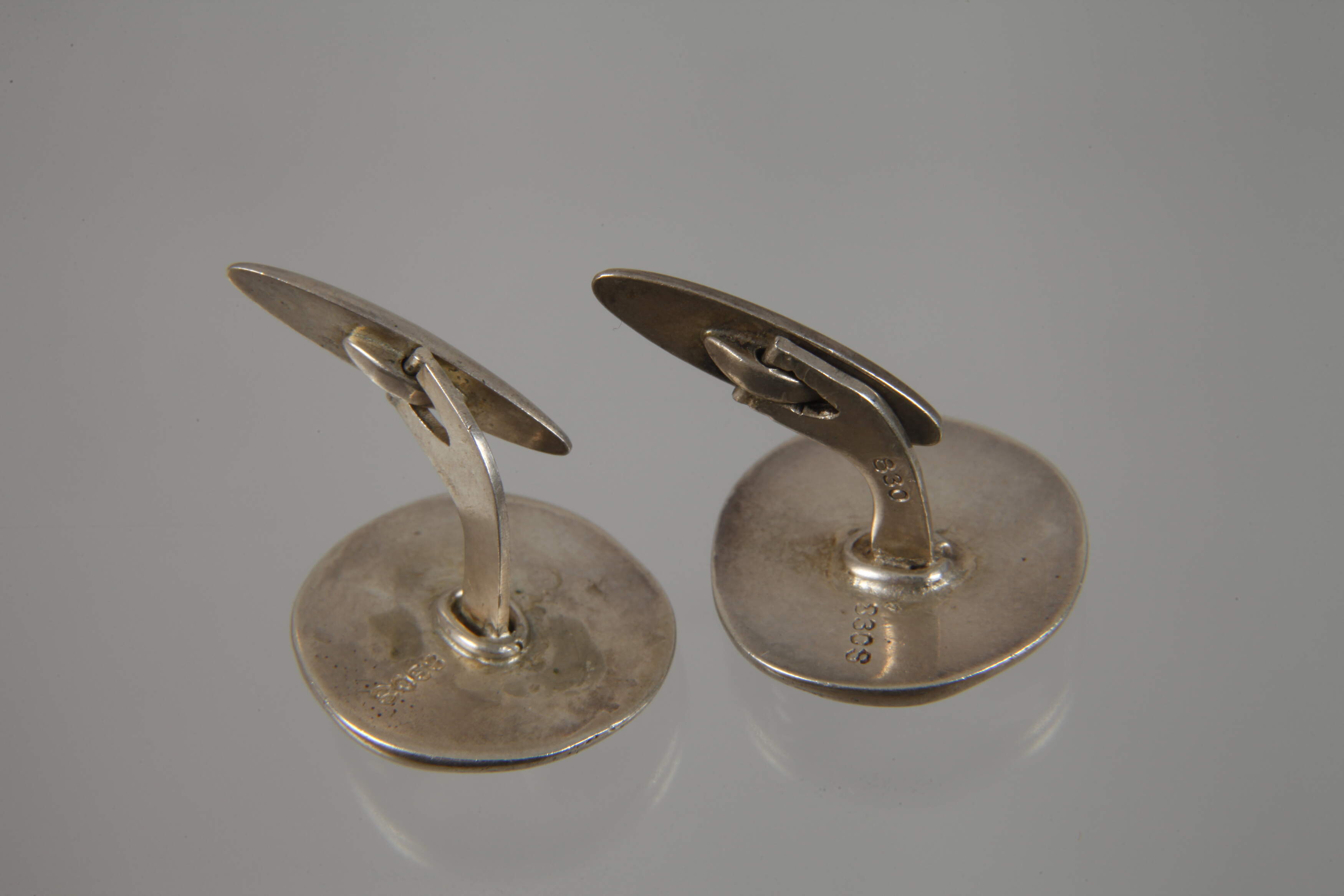 Evald Nielsen pair of cufflinks - Image 2 of 3