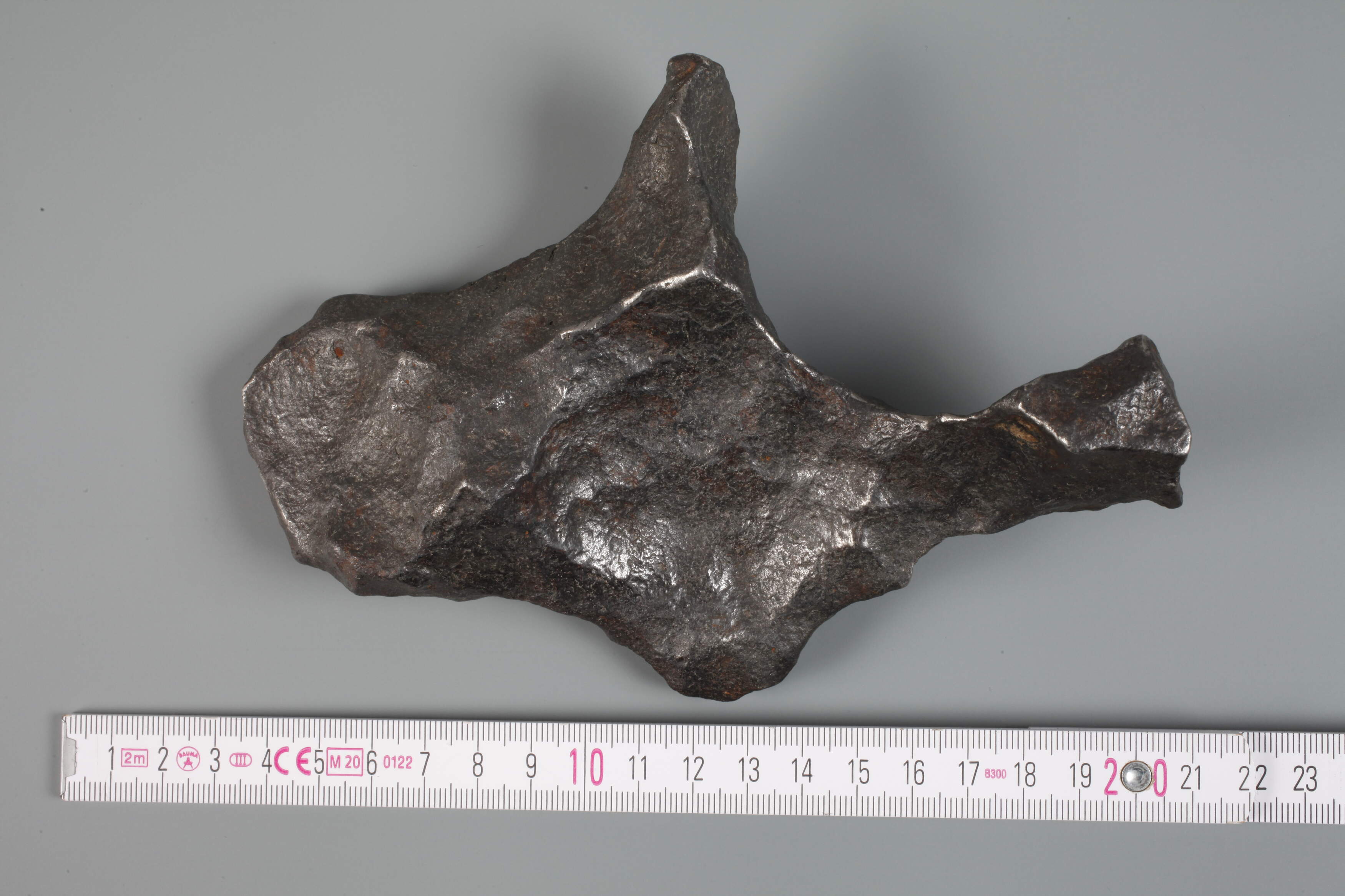 Meteorite Gibeon - Image 2 of 3