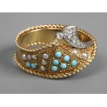 Lady's ring with turquoise, pearls and diamonds