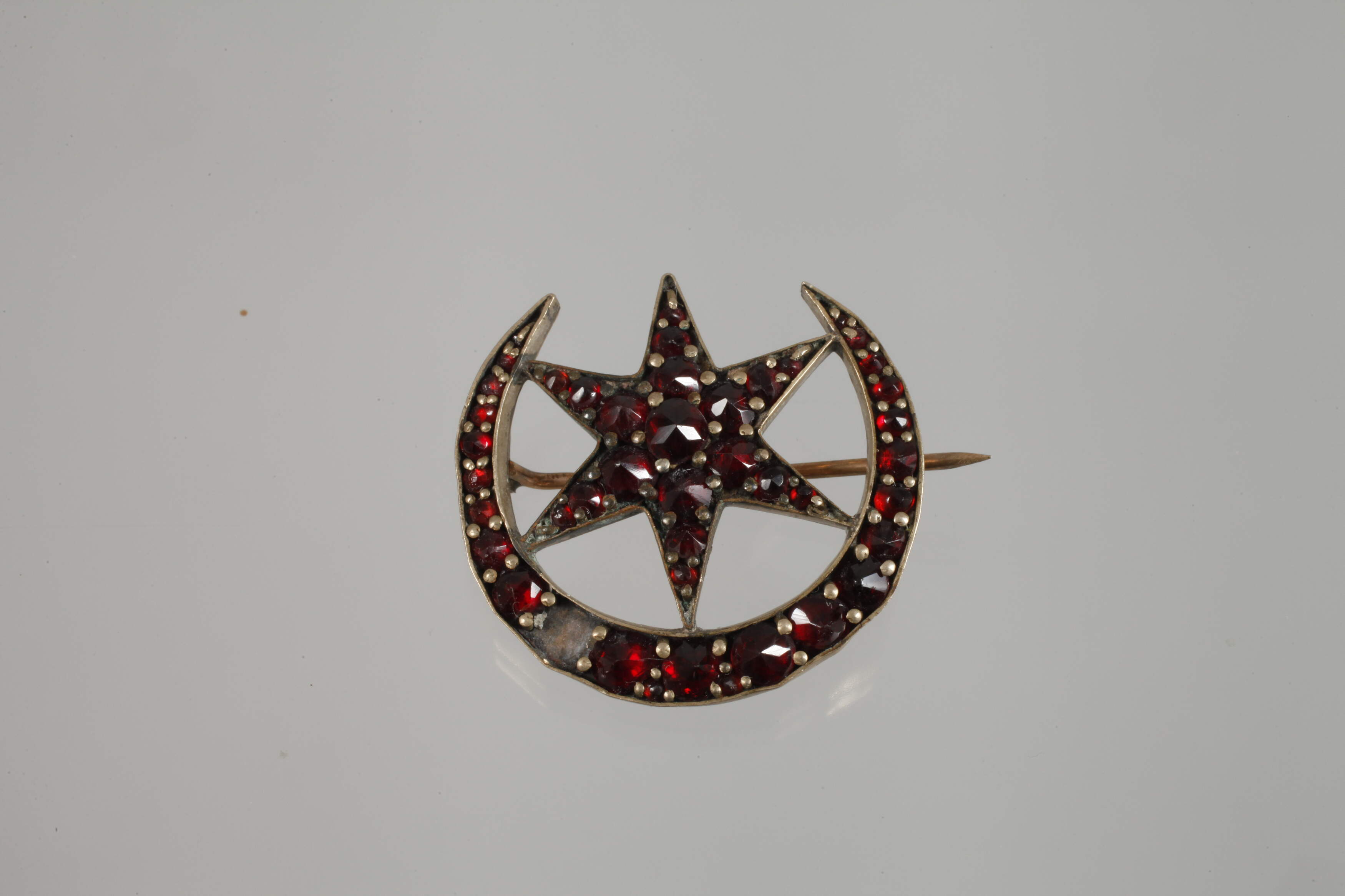 Pompous garnet necklace and brooch - Image 3 of 3