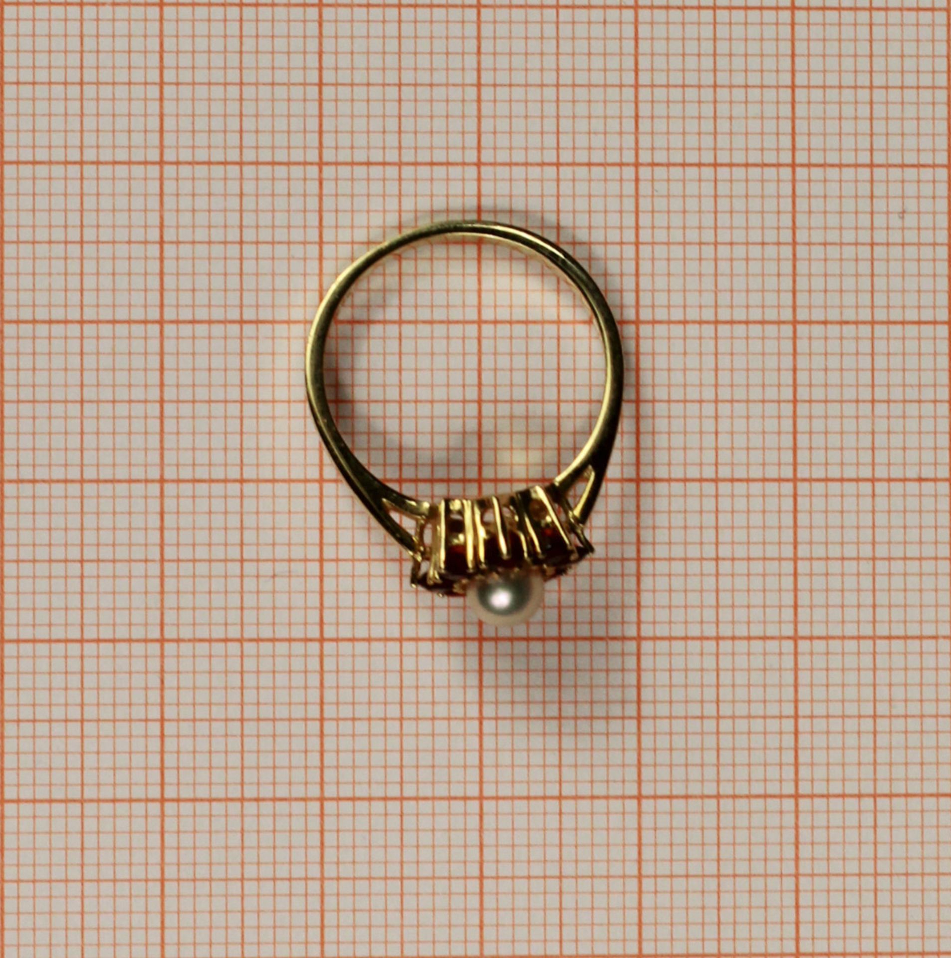 Ring. Gold 585 mit Granaten und Zuchtperle. - Image 10 of 12