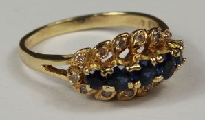 Ring Gold 585 mit 5 Saphiren und 14 Diamanten.