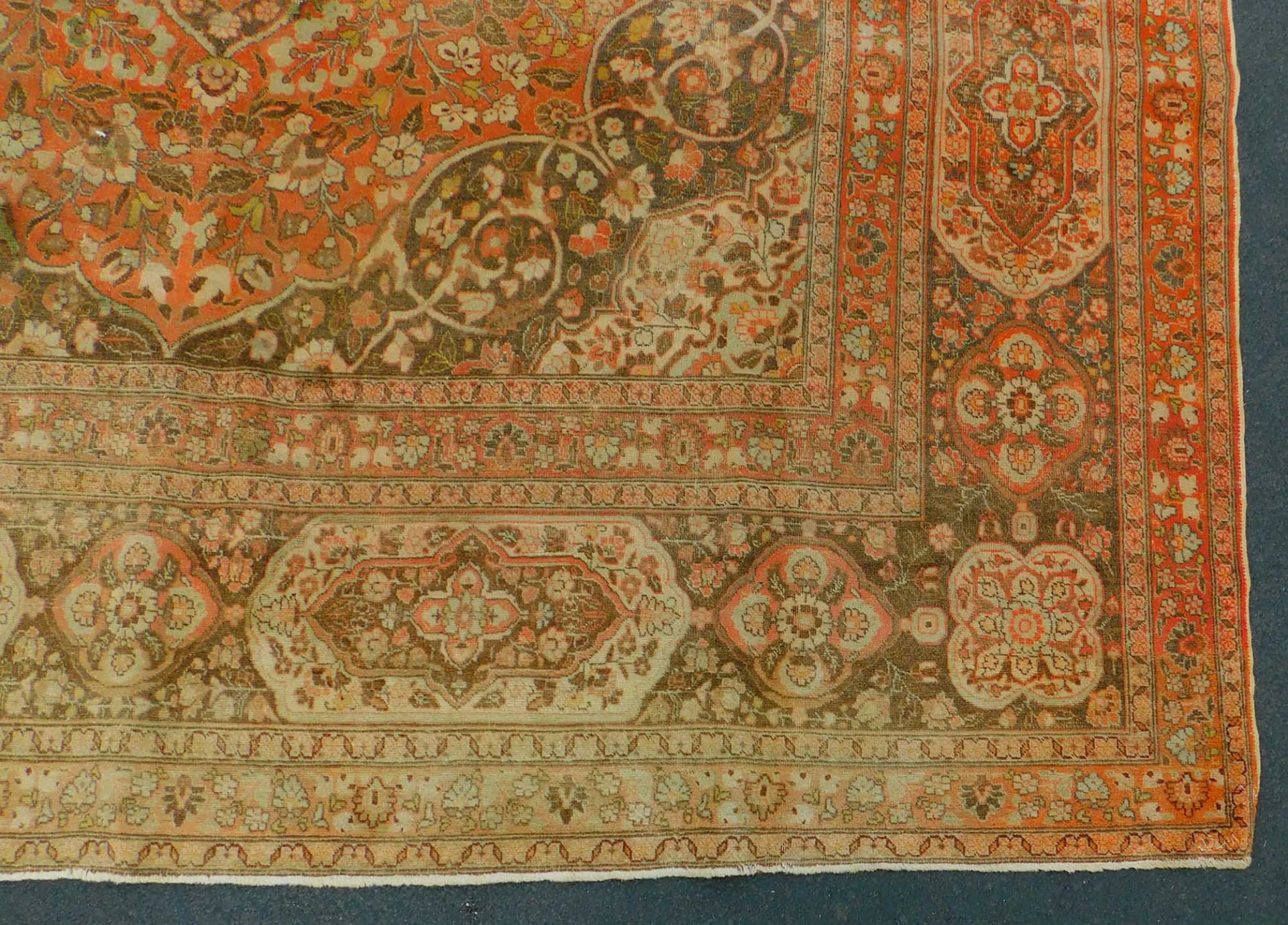 Täbris "Hadj Jalili" Teppich. Antik. - Bild 3 aus 14